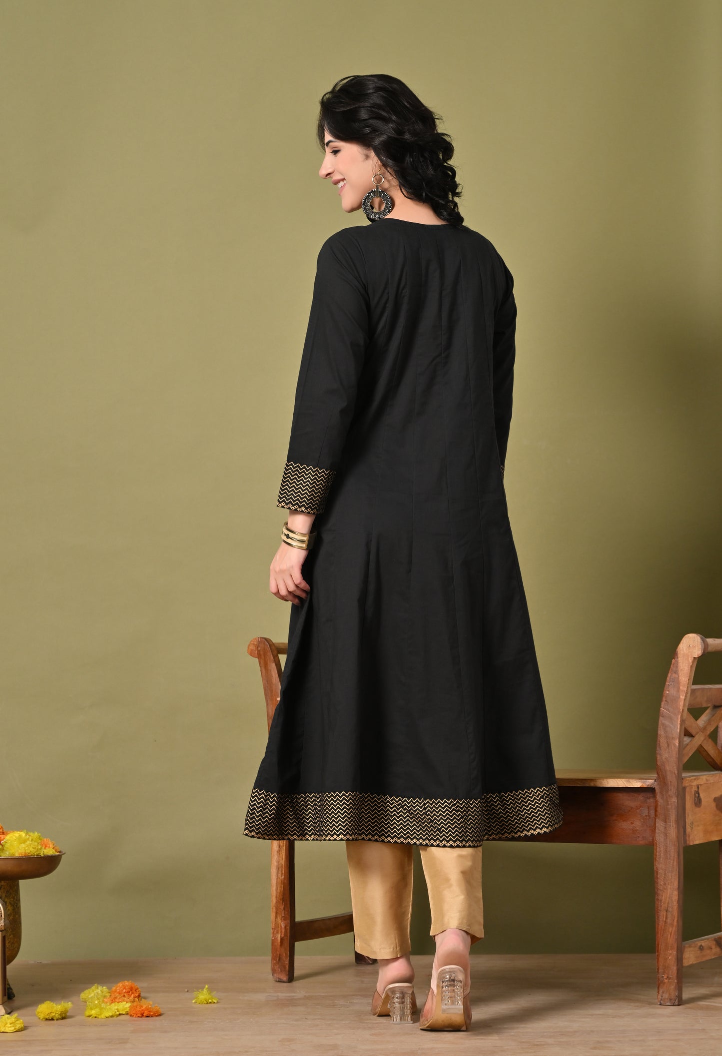 Black Gold Aura Kurta