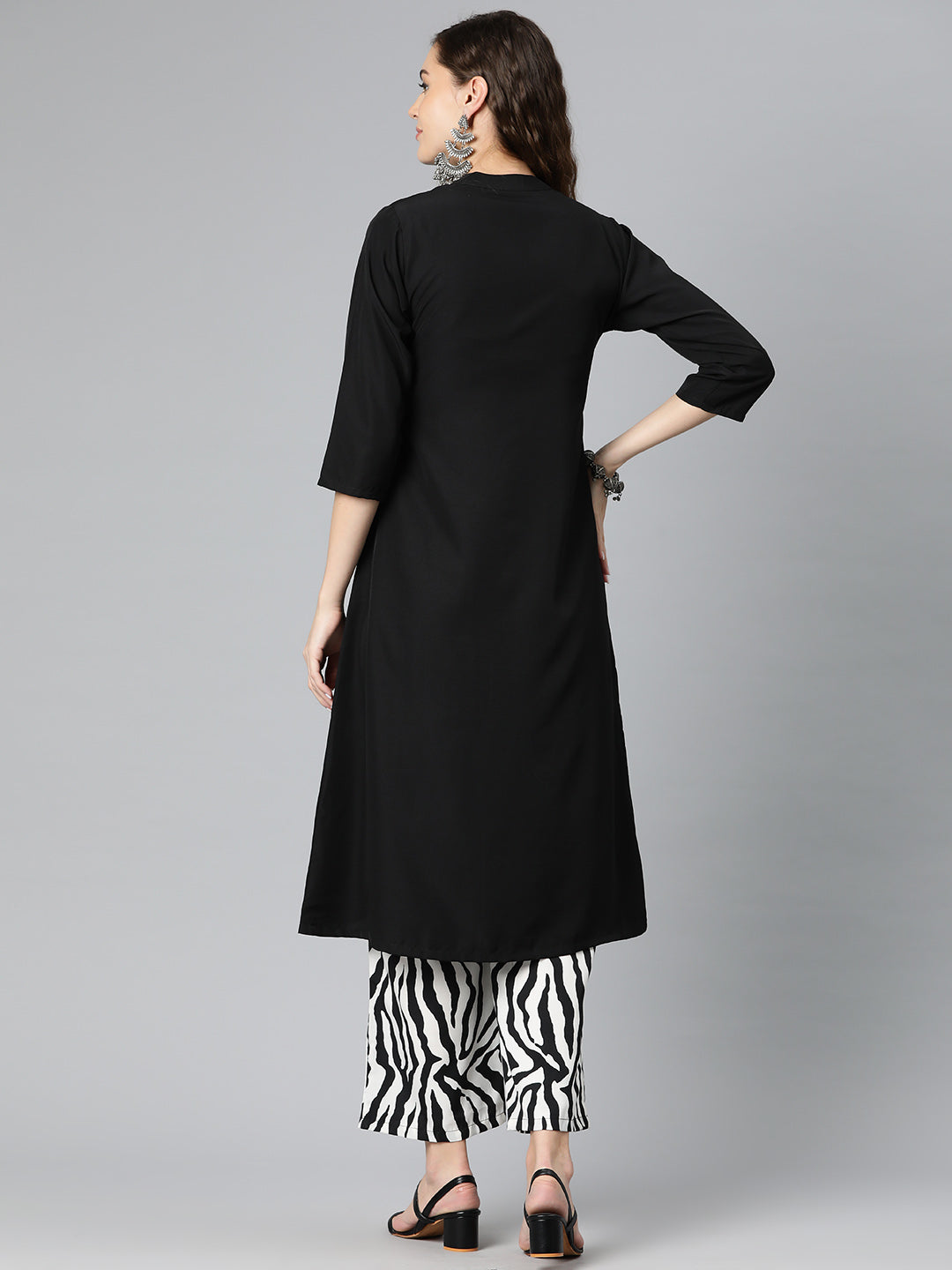 Ebony Chic Poly Crepe Suit Set