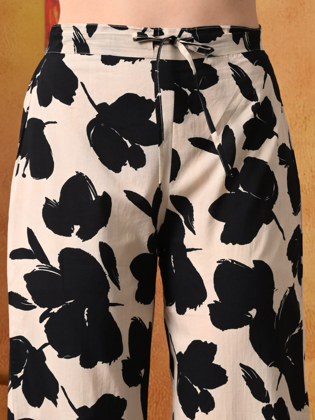 Black & Beige Bold Floral Print Cotton Co-ord Set