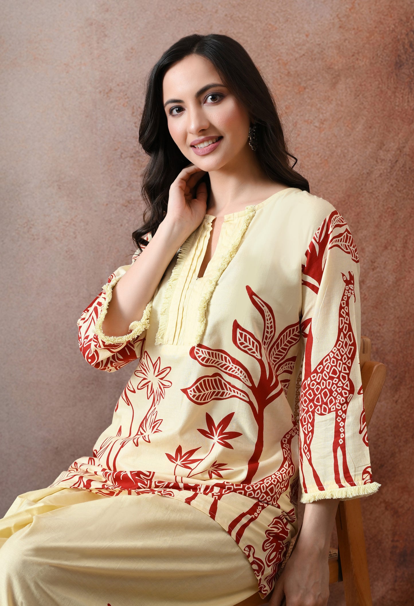 Off-White and Red Giraffe Floral Print Cotton Co-ord Set – Farshi Salwar Ethnic Wear