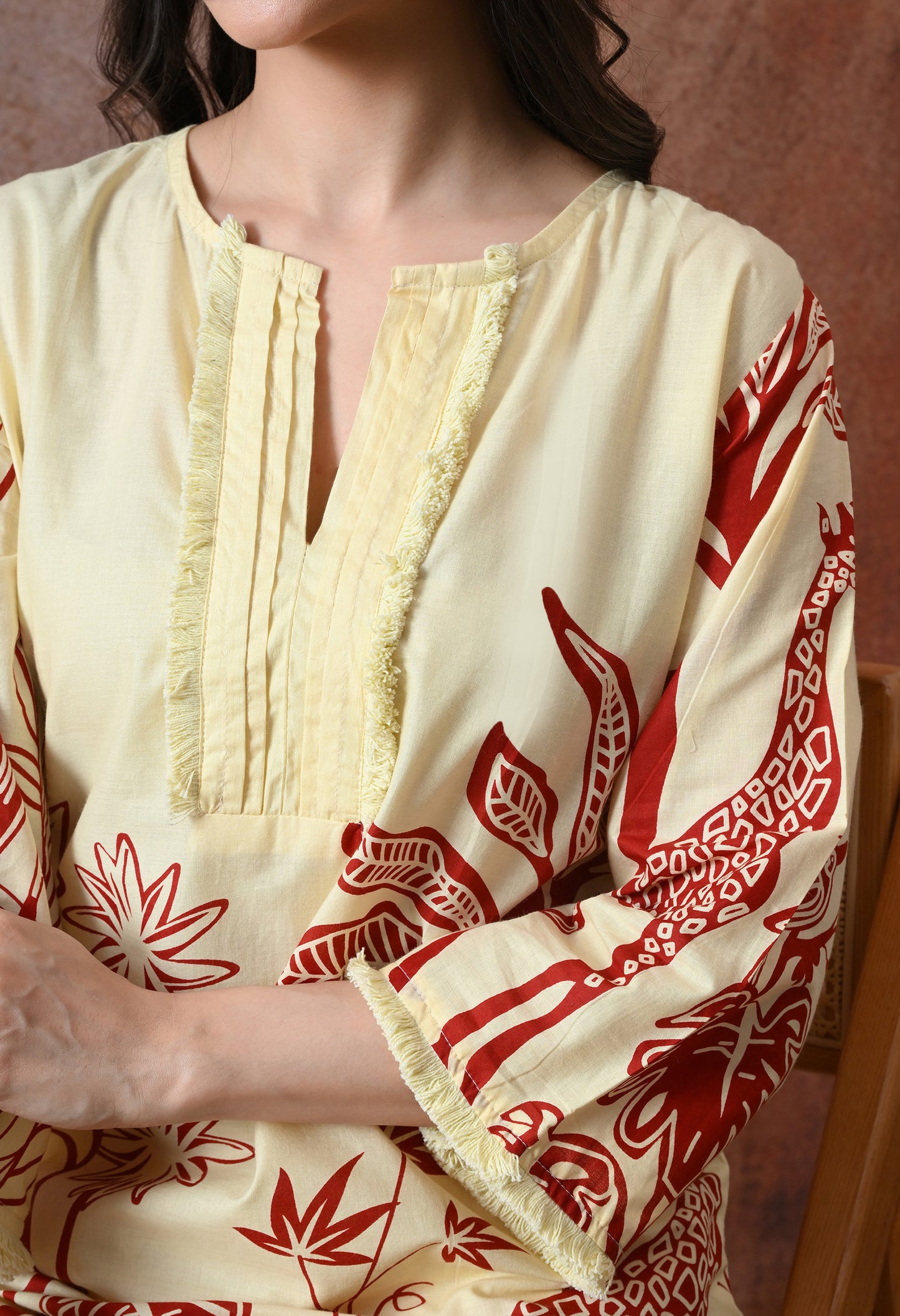 Off-White and Red Giraffe Floral Print Cotton Co-ord Set – Farshi Salwar Ethnic Wear