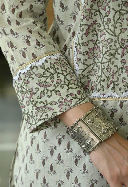 White Floral Hand-Block Printed Cotton Co-ord Set – Farshi Salwar Ethnic Wear