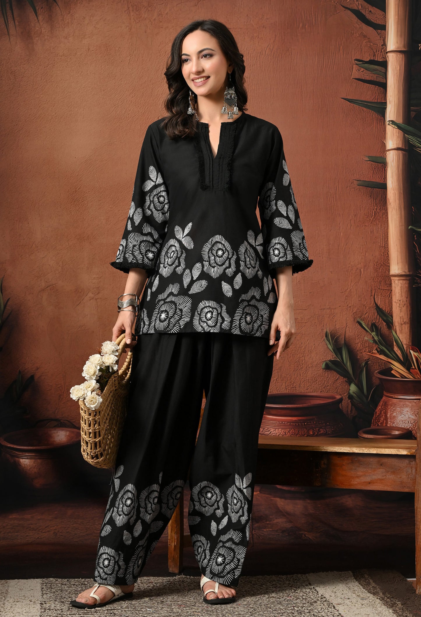 Black & White Rose Hand-Block Cotton Co-ord Set – Farshi Salwar Ethnic Wear